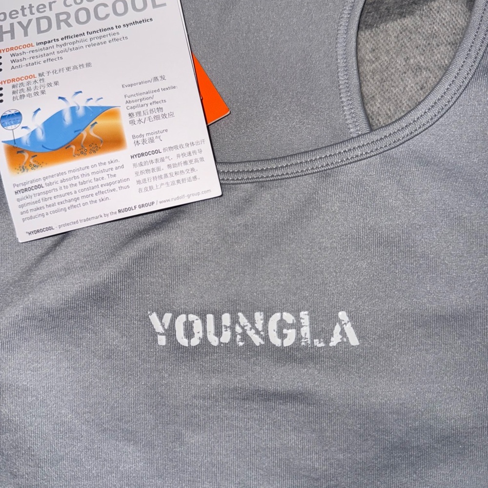 NWT YoungLA Light Gray Sleeveless stretch tank, size L